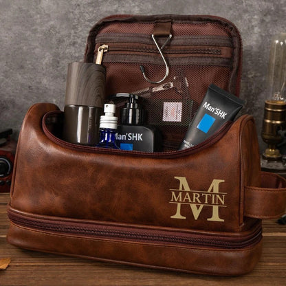 Photo de la trousse de toilette a l'intérieur sur une table