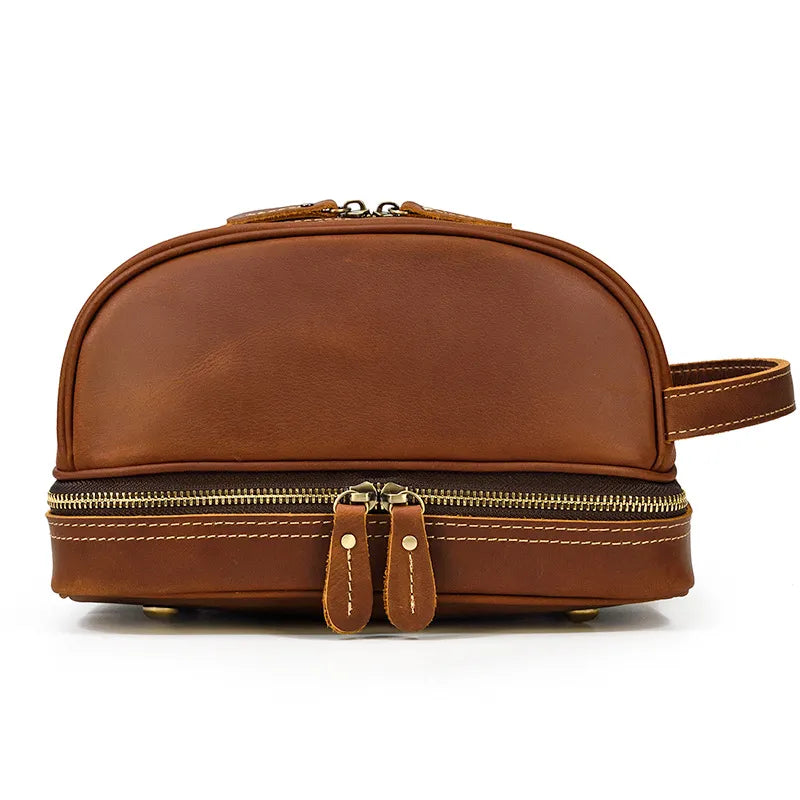 photo de face de la trousse de toilette marron foncé