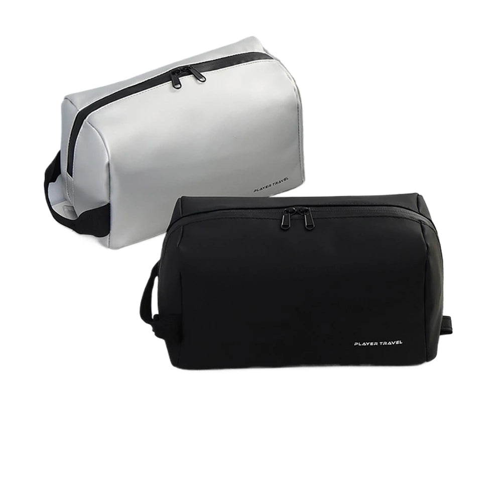 photo des deux trousses de toilettes noir et gris player travel